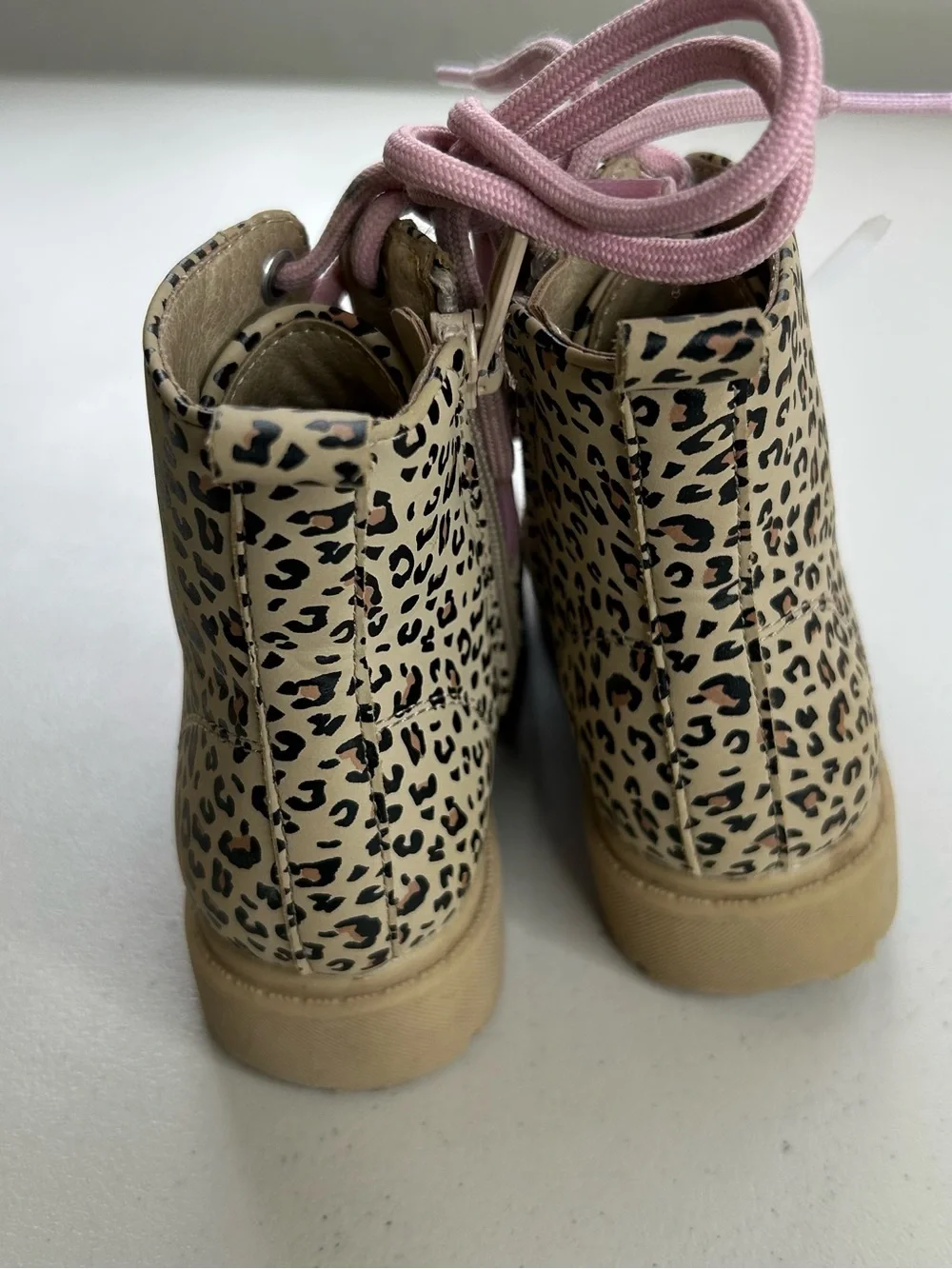 Lily & Dan Girls Leopard Print Lace-Up Boots with Pink Laces size 7/8